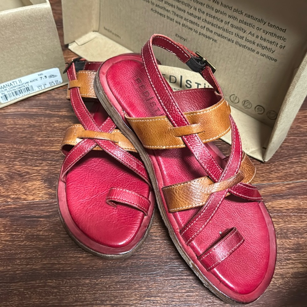 Manati ll sandals bed stu